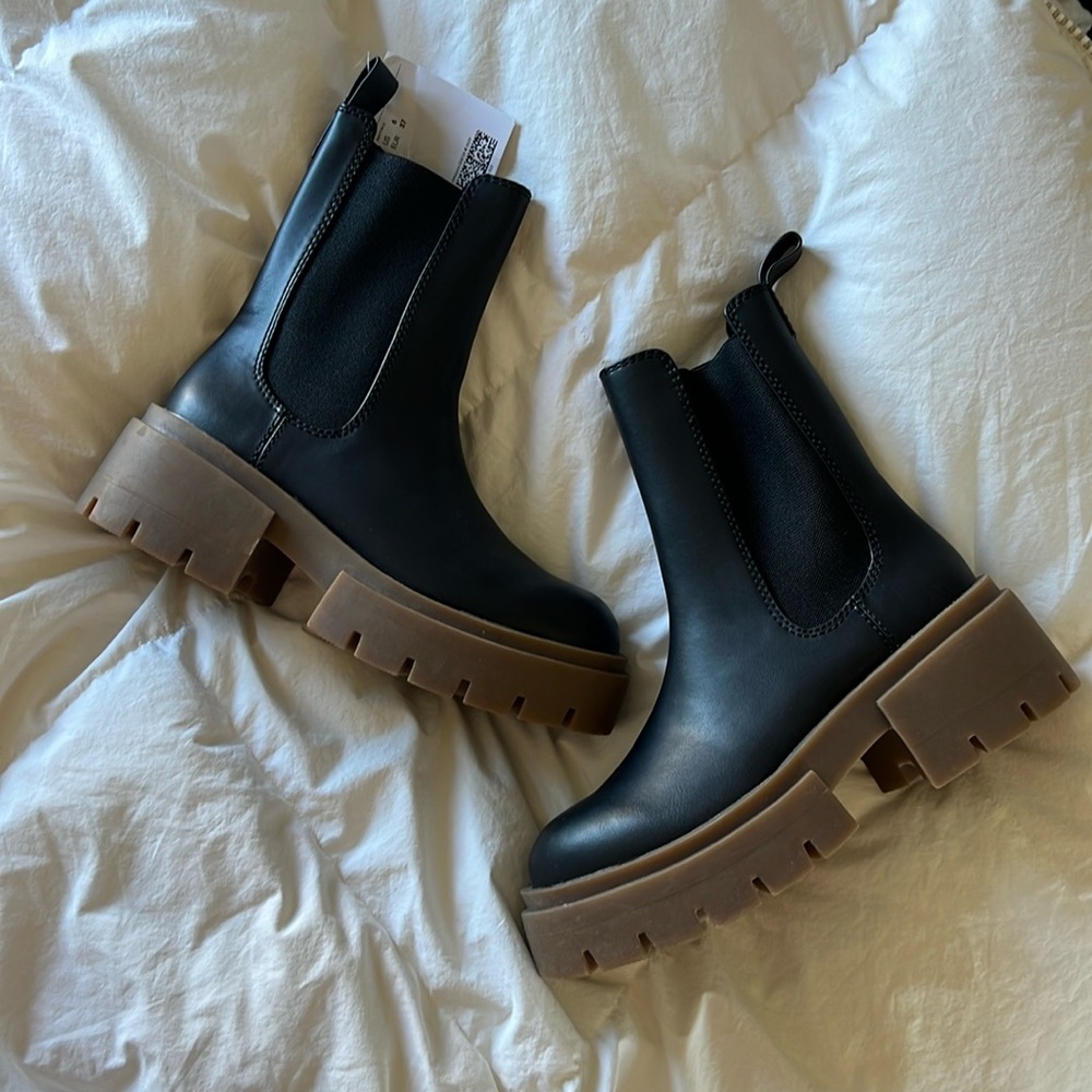 H & M boots